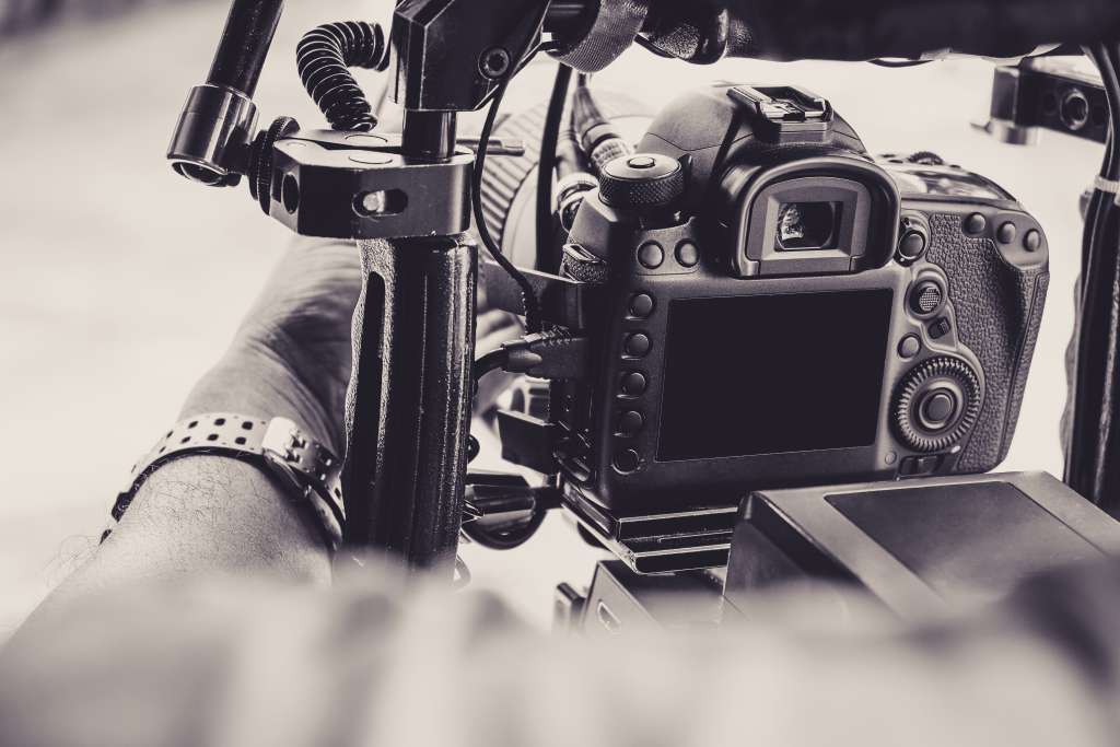 Should You Rent or Own Your Film Camera Equipment Dart